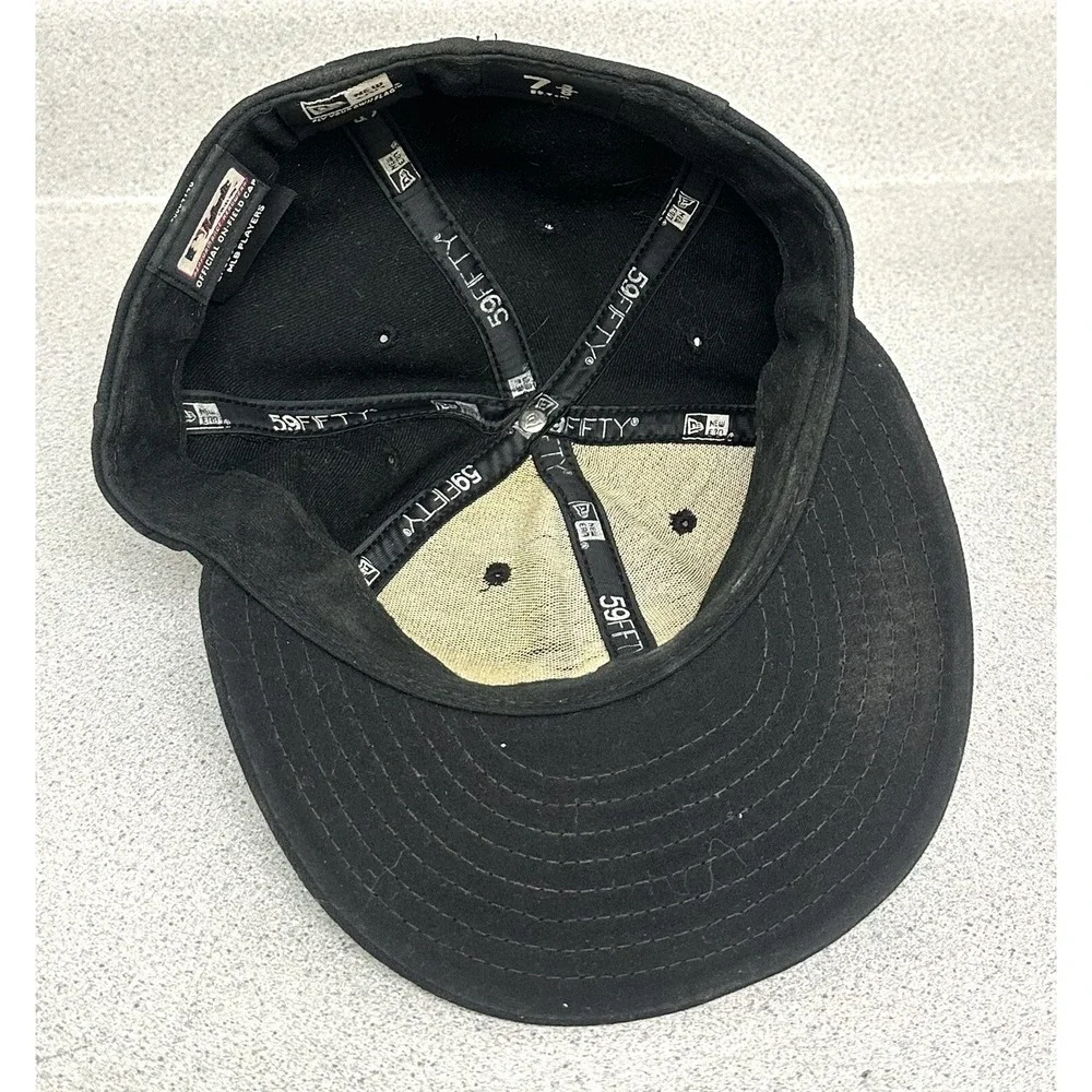Vintage CHICAGO WHITE SOX Black Hat New Era 59fifty Fitted 7 3/8 Made In Usa